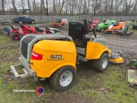 Stiga Titan 20 diesel ride on mower, key in office - 4