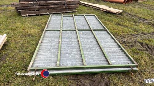 Set metal yard gates