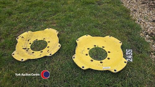 2x 8 stud John Deere centres to fit 28in / 30in rims 220mm bore 335mm pcd