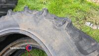 Pair 13.6R36 tyres - 3