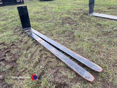 Pair of 1800mm length class 2 pallet forks