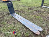 Pair of 1500mm length class 2 pallet forks