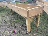 15ft 9inch wooden feed trough - 2