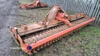 Kuhn 4001D power harrow c/w packer roller, working order - 2