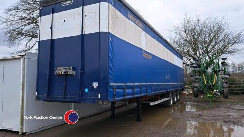 Lowride 45ft curtainsider. 2003 Just out of MOT. Very good condition. Would MOT again.