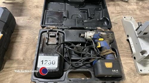 Battery operated nut runner