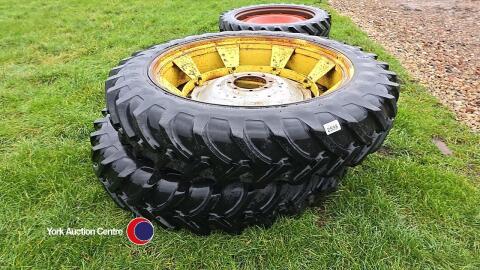 Pair 13.6R48 row crop wheels Trelleborg tyres, 50%