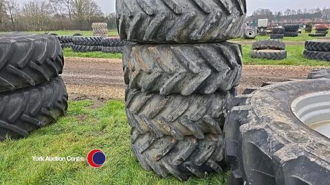 Set of 4 wheels and tyres 17.5 x 24 to fit JCB loader