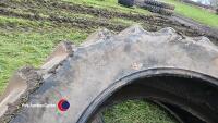 Pair of tractor rear tyres 460/85 R42 - 3