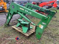 John Deere 540A tractor front power loader & brackets. gwo - 3