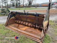 Mailleux 8ft 2ins auger mixer bucket, pin and cone brackets