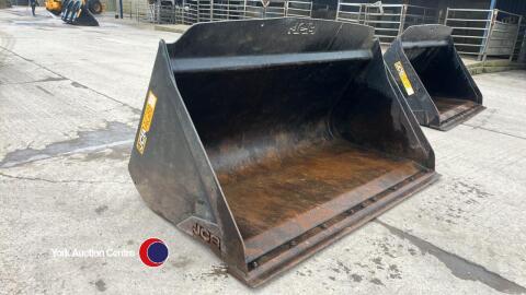 JCB 2.4m/3 bucket