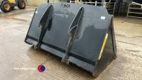 JCB 2.4m/3 bucket - 4