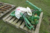 John Deere pick up hitch etc - 2