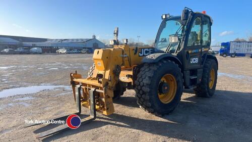 JCB 560/80 Agri-Pro telehandler, live link, Q-fit headstock c/w tines, 4469hrs. YX20 VLN