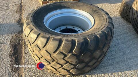 560/45R22.5 floatation tyre