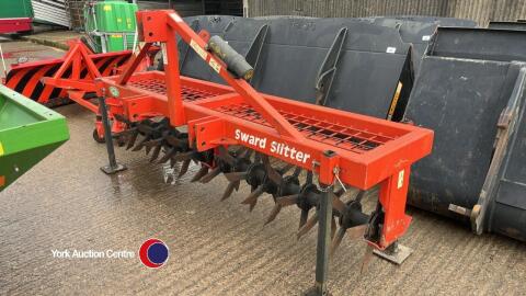 Opico 3m grassland slitter