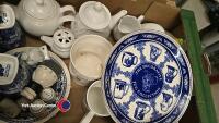 2 x boxes of kitchenware inc Ringtons - 2