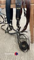 Cob Set of Brown/ Black driving harness. Bridle has brass decoration to face drop, winkers and broadband and a Liverpool bit. Breeching is black webb - 2