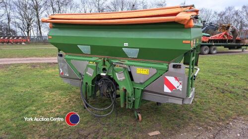 Amazone ZAM Ultra hydraulic drive, twin disc fertiliser spreader c/w Amatron+ and GPS switch control boxes in office