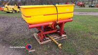 Teagle XT48 fertiliser spreader