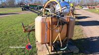 Allman 400L sprayer, 8m booms, no pump