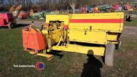 New Holland 376 small square baler - 3