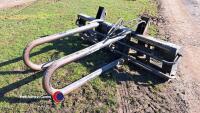 Quadro grip wrapped bale handler, JCB Q-fit brackets - 2