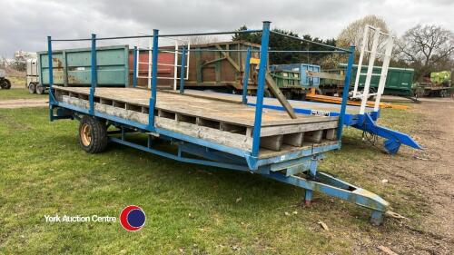 Single axle bale trailer