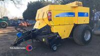 New Holland BB980 square baler, good working order, control box in office - 2