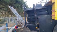 New Holland BB980 square baler, good working order, control box in office - 4