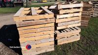 20 x wooden pallets for holding chitting trays, dry stored, vgc