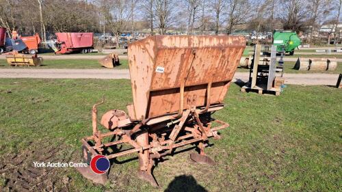 Potato planter