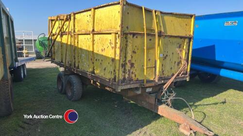 MM tandem axle trailer