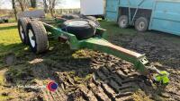 Trailer chassis, twin axle