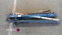 Quantity of sash clamps