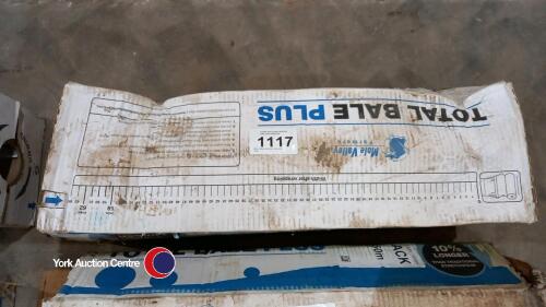 Mole Valley total bale plus plastic wrap