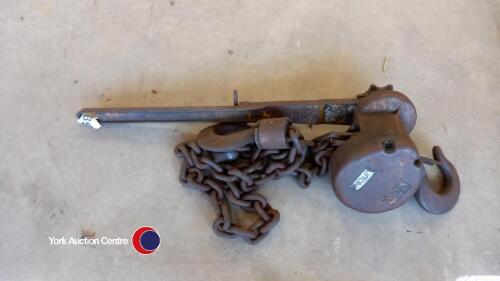 Yale 3T chain pullers