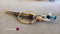 4x barrel pumps - 3