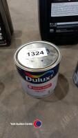 2.5lt oil based white gloss