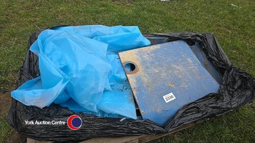 Ford 8630 bonnet and side panels