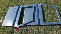 Pair of Land Rover doors - 3
