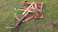 4 x hydraulic container stands - 3