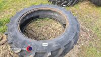 13.6R38 tyre and tube, 70% - 2