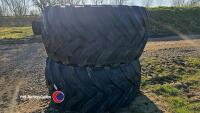 Pair 30.5R32 tyres - 4