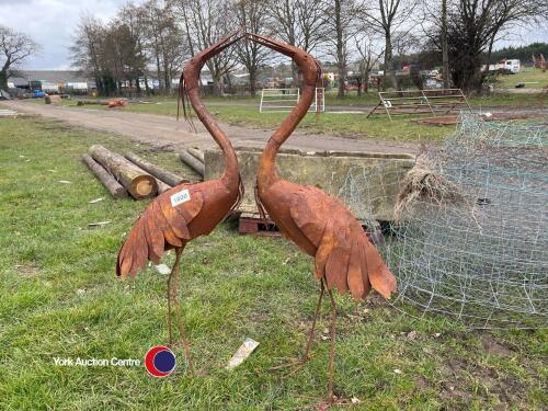 2 x rusty tin birds garden ornament