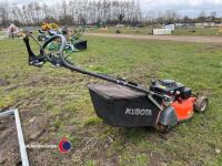 Kubota roller mower c/w collector box, Honda engine - 3
