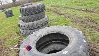 2x Firestone 540/65R30 tyres - 4