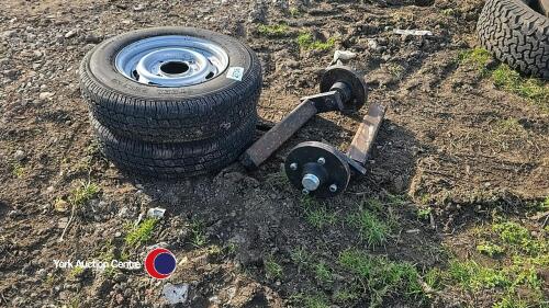 2 x heavy duty Stub axles with wheels to fit, new