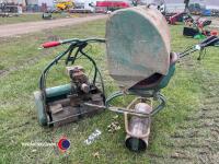 Webb 2ft cylinder mower, grass box, Briggs and Stratton engine - 3